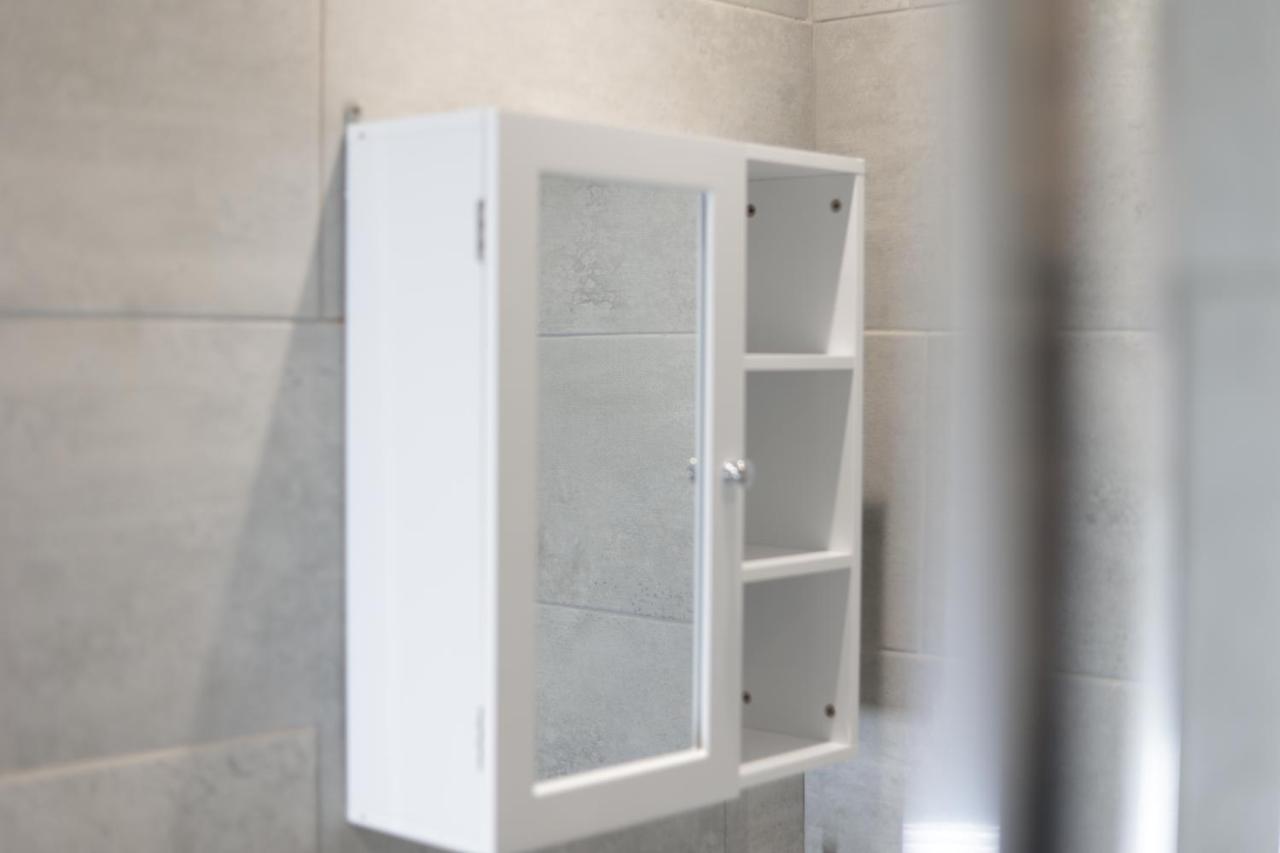 ברמינגהאם 5 Bed Town House Within City Centre And Sleeps Up To 11 With Sky And Netflix מראה חיצוני תמונה