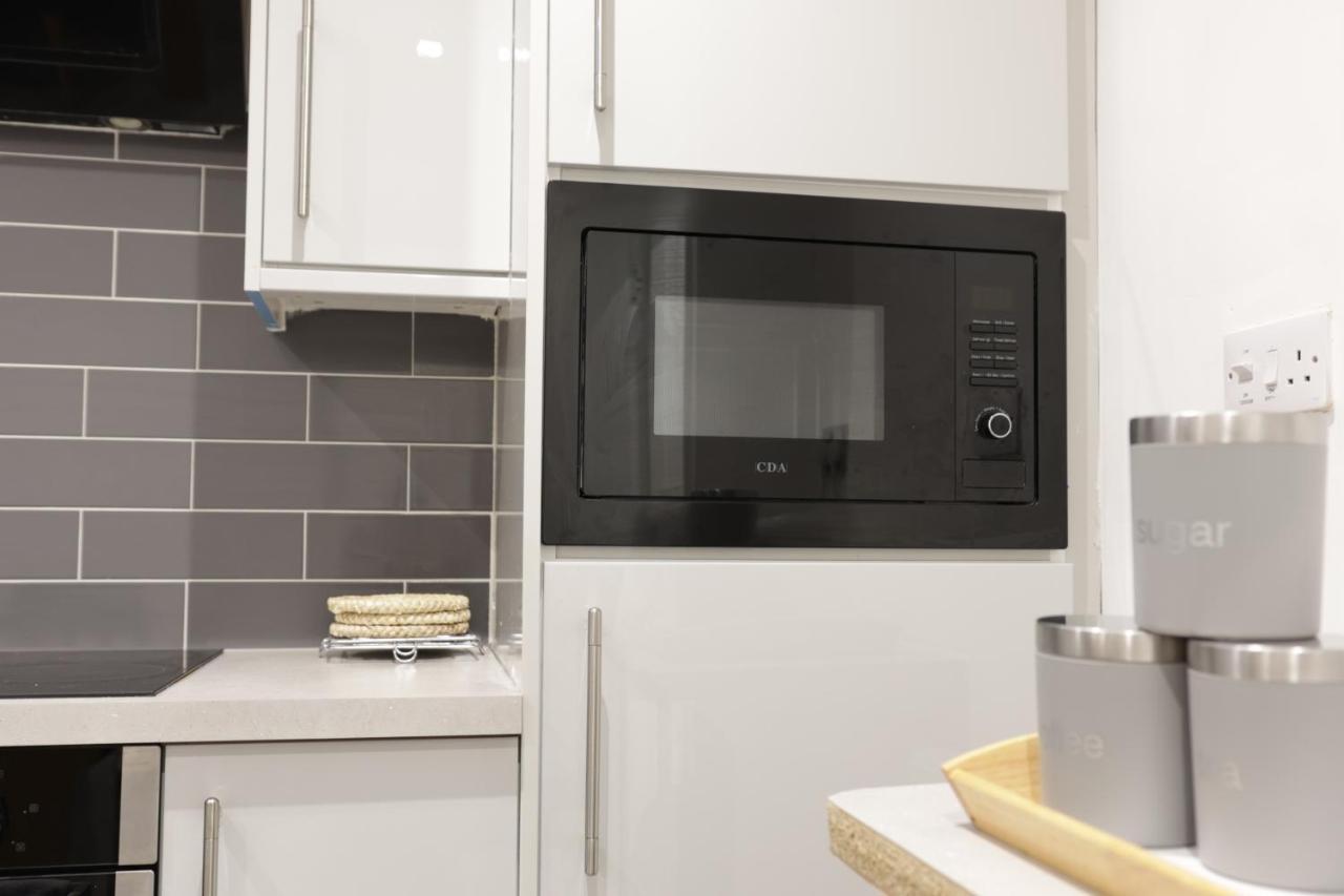ברמינגהאם 5 Bed Town House Within City Centre And Sleeps Up To 11 With Sky And Netflix מראה חיצוני תמונה